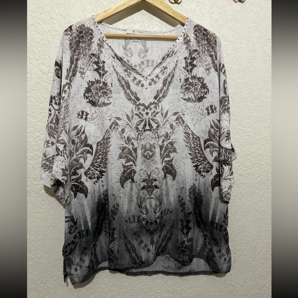 Monari Women’s L/XL Beautiful Paisley Tribal Print Silk Top